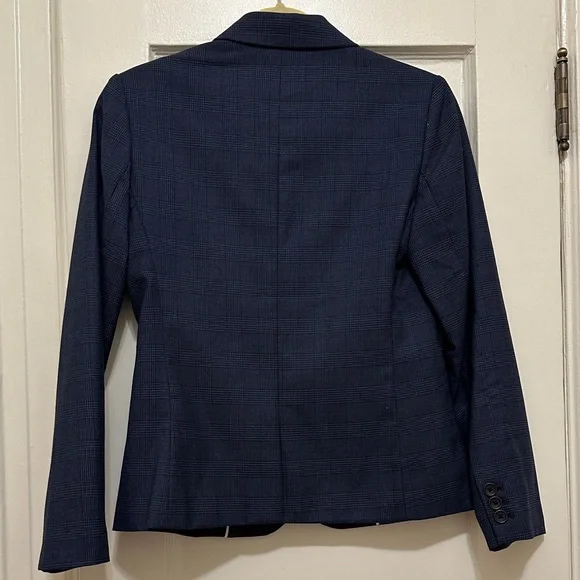 Banana Republic Dark Blue Women’s Blazer - Picture 9 of 9